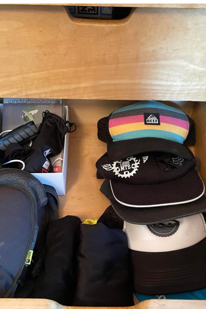 Ντουλάπα Γονιών | Home Coaching